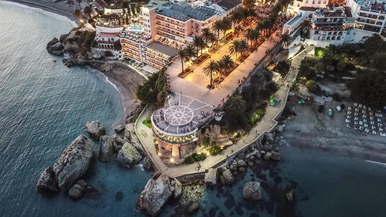 Blue Horizon Luxury Apartment Nerja Eksteriør bilde