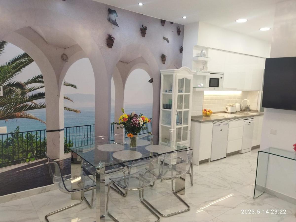 Blue Horizon Luxury Apartment Nerja Eksteriør bilde