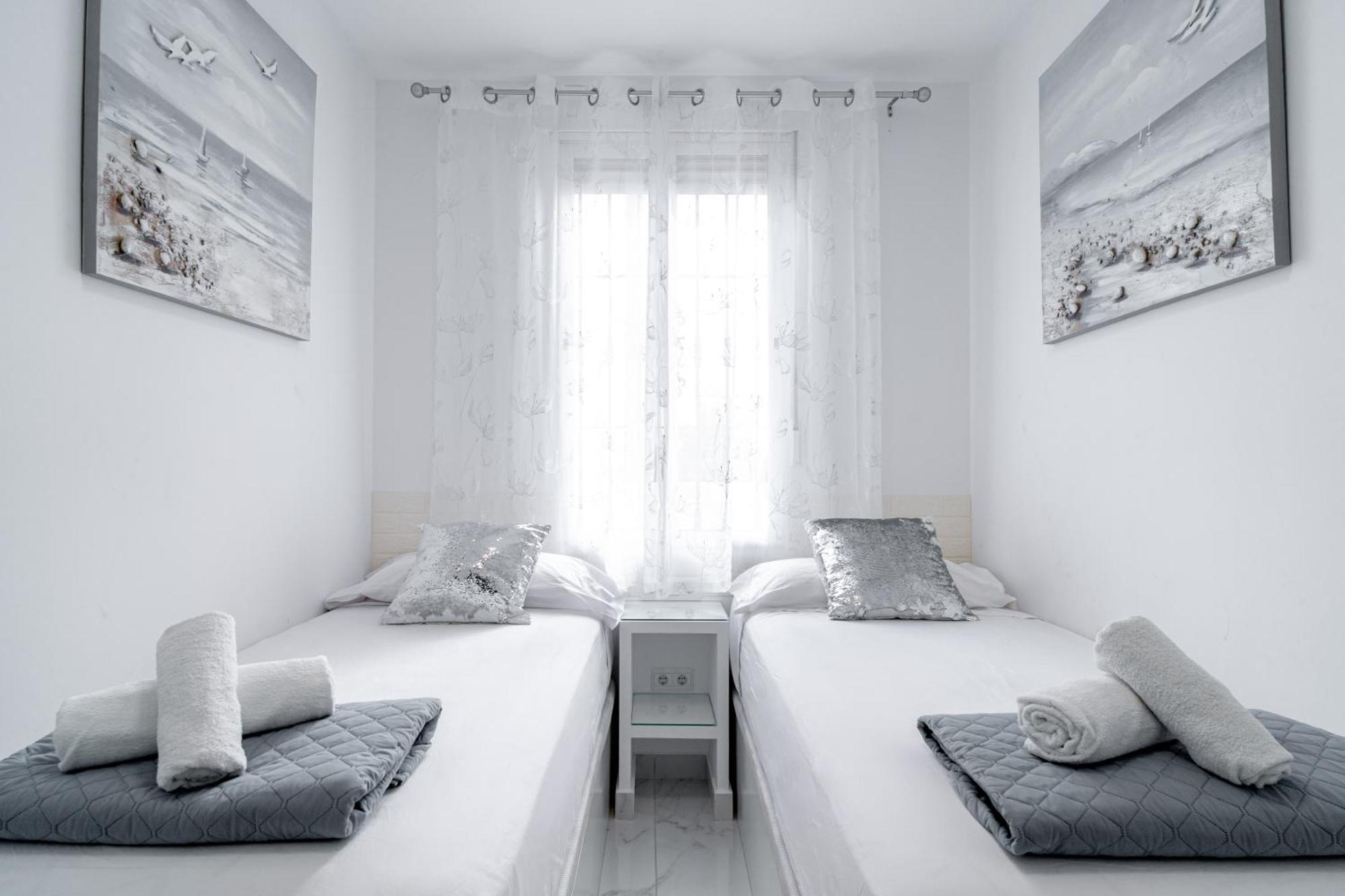 Blue Horizon Luxury Apartment Nerja Eksteriør bilde