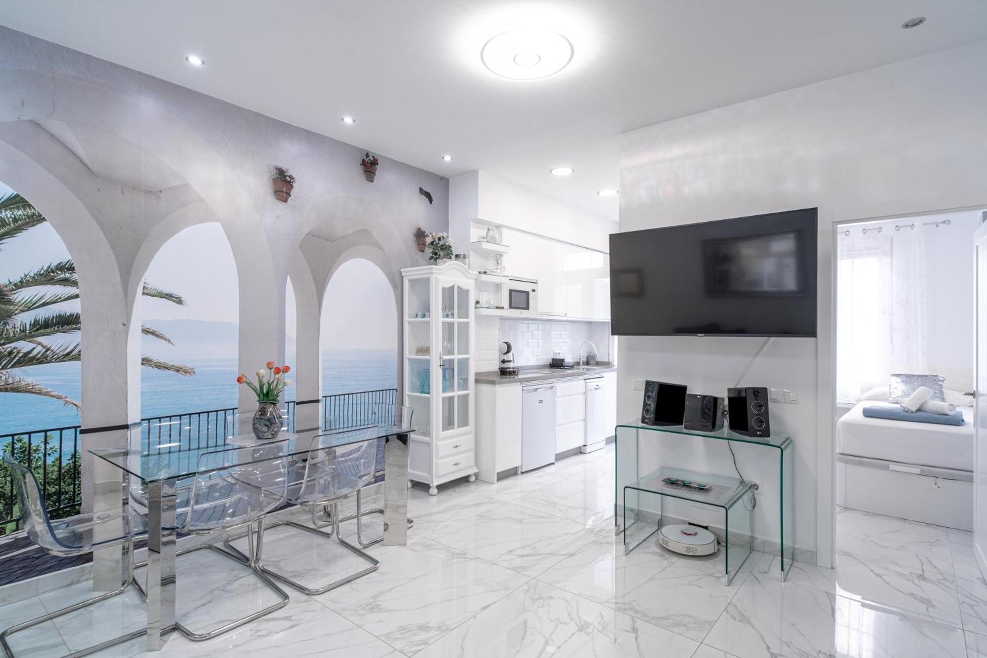 Blue Horizon Luxury Apartment Nerja Eksteriør bilde